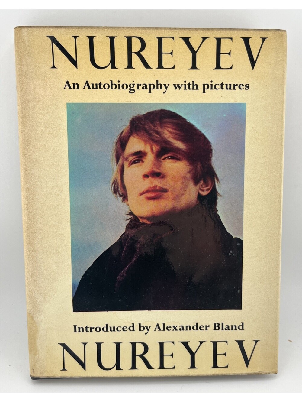 BALLET LEGEND SIGNED Rudolf Nureyev Autobiography 1973 Hardcover AUTOGRAPH
